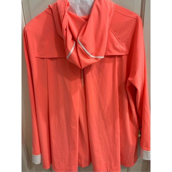 Lululemon Sun Showers Jacket size 10 - Picture 6 of 6
